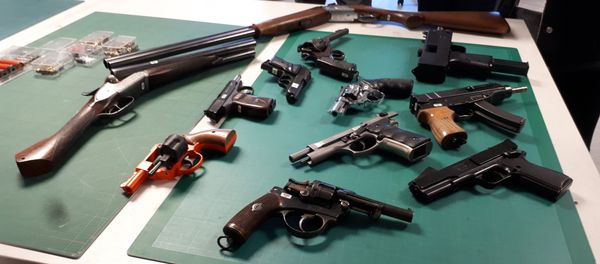 Some of the guns that have been seized or handed in to police in London Some of the guns that have been seized or handed in to police in London - Sputnik International