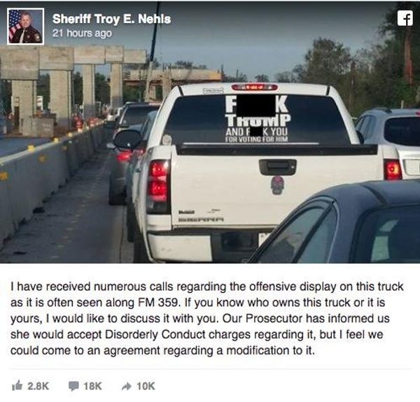 Screenshot of Fort Bend County Sheriff Troy Nehls Facebook post  on anti-Trump decal - Sputnik International