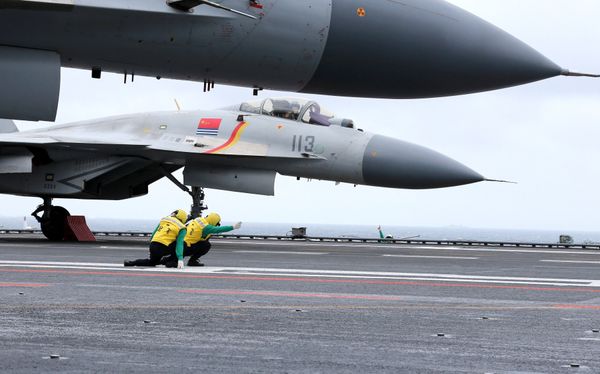 This photo taken on January 2, 2017 shows Chinese J-15 fighter jets on the deck of the Liaoning aircraft carrier during military drills in the South China Sea This photo taken on January 2, 2017 shows Chinese J-15 fighter jets on the deck of the Liaoning aircraft carrier during military drills in the South China Sea - Sputnik International