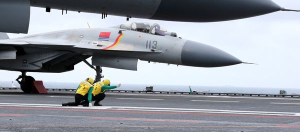 This photo taken on January 2, 2017 shows Chinese J-15 fighter jets on the deck of the Liaoning aircraft carrier during military drills in the South China Sea This photo taken on January 2, 2017 shows Chinese J-15 fighter jets on the deck of the Liaoning aircraft carrier during military drills in the South China Sea - Sputnik International