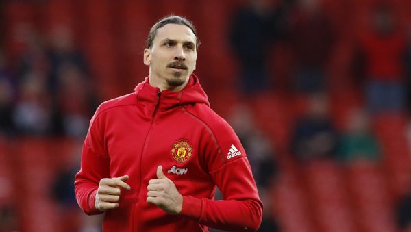 Manchester United's Zlatan Ibrahimovic warms up before the English Premier League soccer match between Manchester United and Everton at Old Trafford in Manchester, England, Tuesday April 4, 2017 Manchester United's Zlatan Ibrahimovic warms up before the English Premier League soccer match between Manchester United and Everton at Old Trafford in Manchester, England, Tuesday April 4, 2017 - Sputnik International