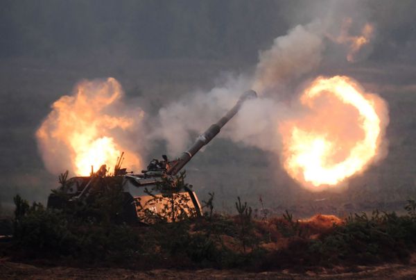 Big Guns Go Boom: The Most Fearsome Artillery Systems in Russia's Arsenal - Sputnik International