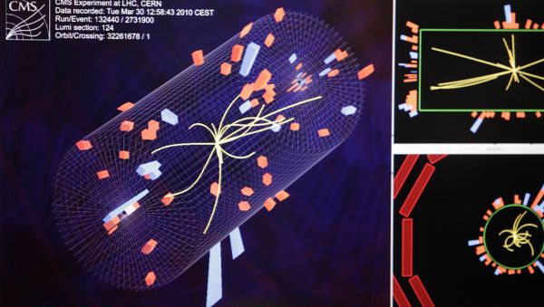 An event display shows the activity during a high-energy collision at the CMS control room of the European Organization for Nuclear Research, CERN, at their headquarter outside Geneva, Switzerland - Sputnik International