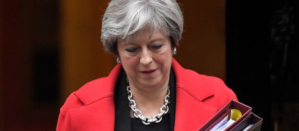 Britain's Prime Minister Theresa May leaves 10 Downing Street in London, November 15, 2017 Britain's Prime Minister Theresa May leaves 10 Downing Street in London, November 15, 2017 - Sputnik International