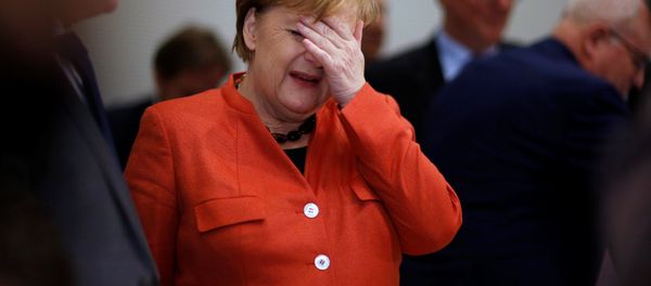 German Chancellor Angela Merkel attends a meeting of the CDU/CSU parliamentary group at the Bundestag in Berlin, Germany, November 20, 2017 - Sputnik International