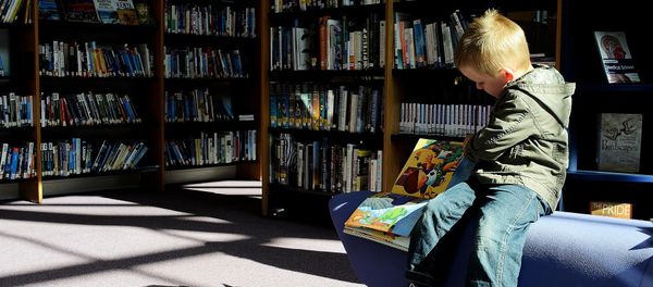 Child with book Child with book - Sputnik International