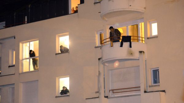 Migrants look at their windows in a former retirement house (image used for illustration purpose) Migrants look at their windows in a former retirement house (image used for illustration purpose) - Sputnik International