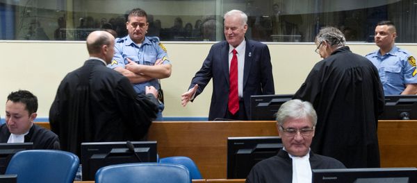 Ex-Bosnian Serb wartime general Ratko Mladic appears in court at the International Criminal Tribunal for the former Yugoslavia (ICTY) in the Hague, Netherlands November 22, 2017 Ex-Bosnian Serb wartime general Ratko Mladic appears in court at the International Criminal Tribunal for the former Yugoslavia (ICTY) in the Hague, Netherlands November 22, 2017 - Sputnik International