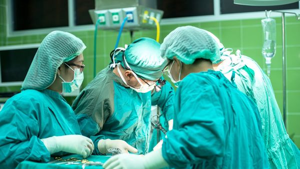 Surgery - Sputnik International