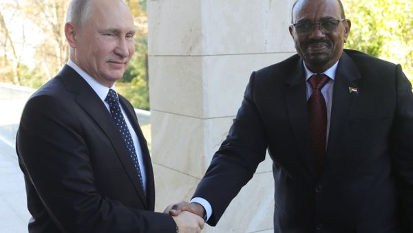 November 23, 2017. Russian President Vladimir Putin and President Omar al-Bashir of Sudan during their meeting November 23, 2017. Russian President Vladimir Putin and President Omar al-Bashir of Sudan during their meeting - Sputnik International