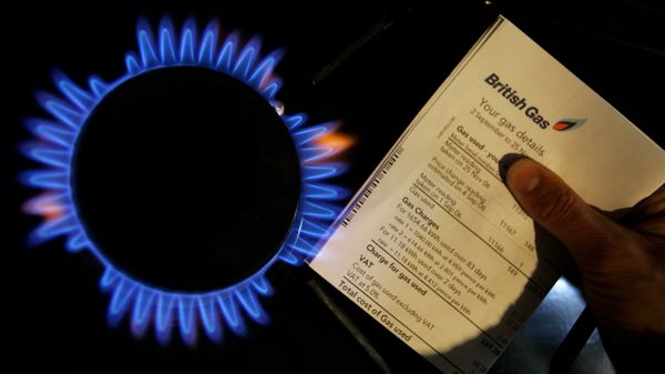A British Gas bill is displayed by a gas ring on a cooker in this photo illustration in London, Thursday, Feb. 21, 2008. British Gas has reported annual profits of 571m, up from 95m in 2006. A British Gas bill is displayed by a gas ring on a cooker in this photo illustration in London, Thursday, Feb. 21, 2008. British Gas has reported annual profits of 571m, up from 95m in 2006. - Sputnik International