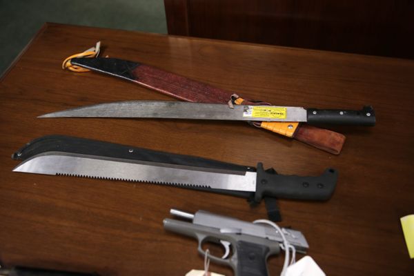 Weapons on display at the U.S. Attorney's office following the arrests of gang members in Boston, Friday, Jan. 29, 2016. Authorities say they have charged 56 members of the MS-13 gang in and around Boston. The gang is notoriously violent and known for using machetes to kill victims. According to court documents, in 2012, MS-13 became the first and remains the only street gang to be designated by the U.S. government as a transnational criminal organization. - Sputnik International