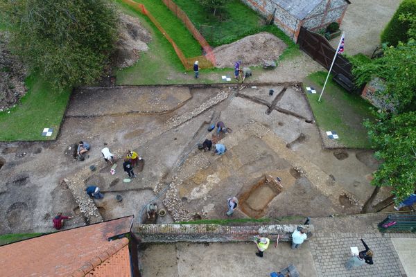 Aerial view of the temple site in Silchester, uncovered in a Hampshire farmyard by University of Reading archaeologists. - Sputnik International