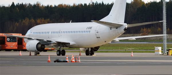 GetJet Airlines, LY-EWE, Boeing 737-330 GetJet Airlines, LY-EWE, Boeing 737-330 - Sputnik International