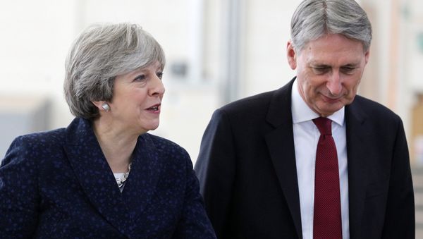 Britain's Prime Minister Theresa May and Finance Minister Philip Hammond visit Leeds College of Building, Leeds, Britain, November 23, 2017 Britain's Prime Minister Theresa May and Finance Minister Philip Hammond visit Leeds College of Building, Leeds, Britain, November 23, 2017 - Sputnik International