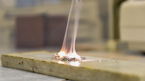 Burning magnesium - Sputnik International