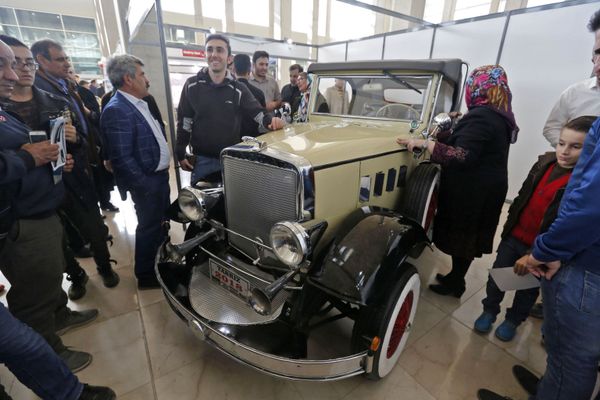 Vroom! Tehran Hosts 2017 International Auto Show Vroom! Tehran Hosts 2017 International Auto Show - Sputnik International
