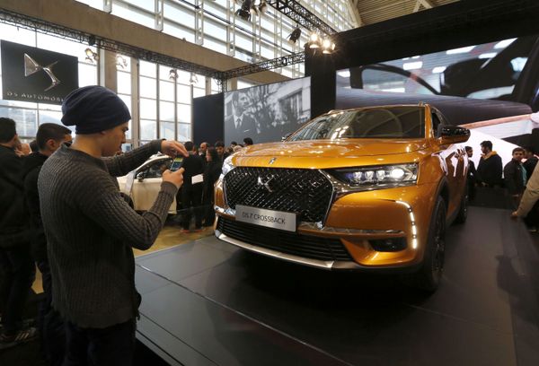 Vroom! Tehran Hosts 2017 International Auto Show Vroom! Tehran Hosts 2017 International Auto Show - Sputnik International
