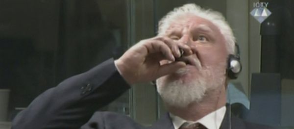 A wartime commander of Bosnian Croat forces, Slobodan Praljak, is seen during a hearing at the U.N. war crimes tribunal in the Hague, Netherlands, November 29, 2017 A wartime commander of Bosnian Croat forces, Slobodan Praljak, is seen during a hearing at the U.N. war crimes tribunal in the Hague, Netherlands, November 29, 2017 - Sputnik International