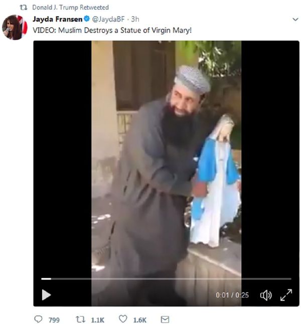 Muslim Destroys a Statue of Virgin Mary! Muslim Destroys a Statue of Virgin Mary! - Sputnik International