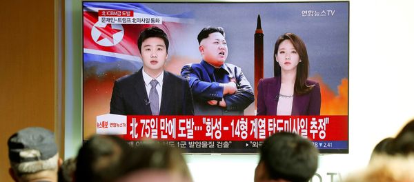 People watch a TV broadcasting a news report on North Korea firing what appeared to be an intercontinental ballistic missile (ICBM) that landed close to Japan, in Seoul, South Korea, November 29, 2017 People watch a TV broadcasting a news report on North Korea firing what appeared to be an intercontinental ballistic missile (ICBM) that landed close to Japan, in Seoul, South Korea, November 29, 2017 - Sputnik International