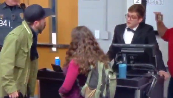 Lucian Wintrich gets arrested after grabbing UConn student Lucian Wintrich gets arrested after grabbing UConn student - Sputnik International