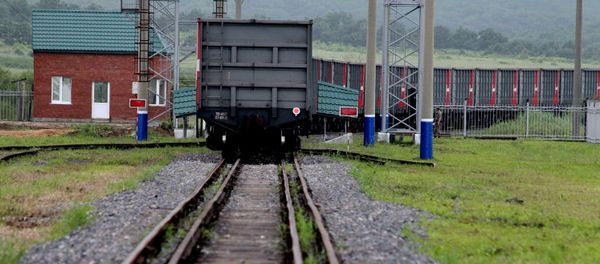 Freight train - Sputnik International