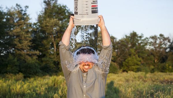 ALS Ice Bucket Challenge - Sputnik International