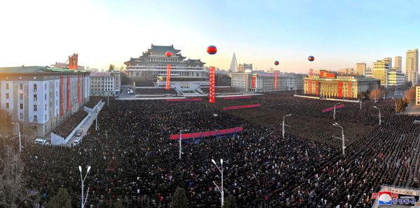 A view of celebrations at Kim Il-sung Square on December 1, in this photo released by North Korea's Korean Central News Agency (KCNA) in Pyongyang December 2, 2017 - Sputnik International