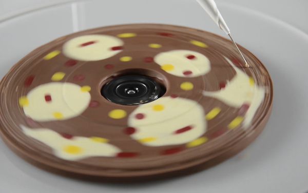 Chocolate record disk Chocolate record disk - Sputnik International
