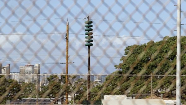 A Hawaii Civil Defense Warning Device, which sounds an alert siren during natural disasters, is shown in Honolulu on Wednesday, Nov. 29, 2017 - Sputnik International