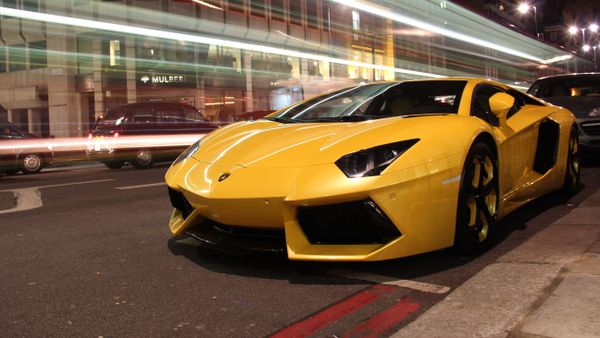 Lamborghini Aventador - Sputnik International