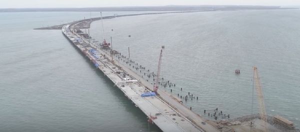 The Crimea Bridge Just Took Another Step Towards Completion The Crimea Bridge Just Took Another Step Towards Completion - Sputnik International