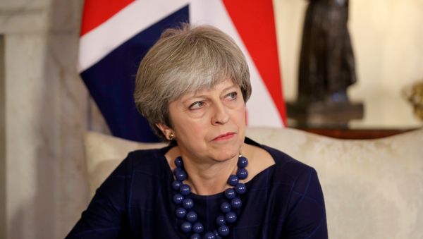 Britain's Prime Minister Theresa May meets Spain's Prime Minister Mariano Rajoy at 10 Downing Street, London, December 5, 2017. - Sputnik International