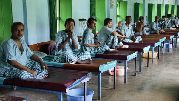 In this Aug. 30, 2016 photo, leprosy patients sit on their beds at Gandhiji Prem Nivas, or Gandhiji House of Love, in Titagarh, north of Kolkata, India - Sputnik International