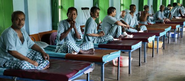 In this Aug. 30, 2016 photo, leprosy patients sit on their beds at Gandhiji Prem Nivas, or Gandhiji House of Love, in Titagarh, north of Kolkata, India - Sputnik International