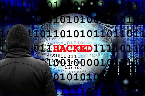 Here We Go Again: Microsoft Allegedly Flags Russian Hacking Attempt Targeting Biden Campaign Firm - Sputnik International
