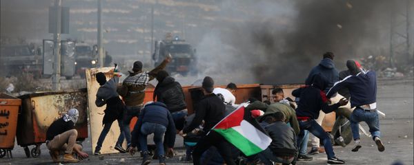 Participants in a protest in Palestine against the decision to recognize Jerusalem as the capital of Israel - Sputnik International
