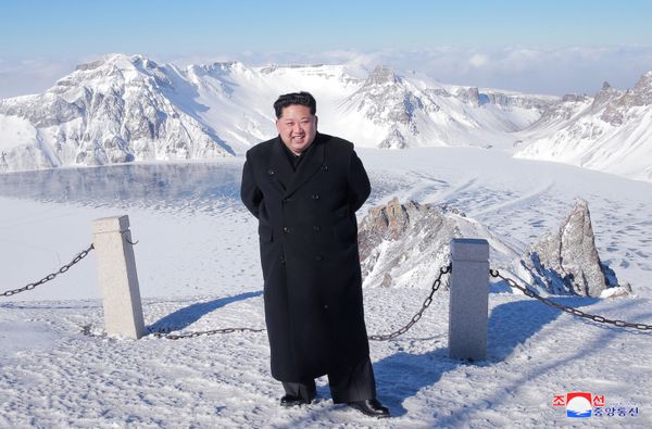 North Korean leader Kim Jong Un visits Mount Paektu in this photo released by North Korea's Korean Central News Agency (KCNA) in Pyongyang December 9, 2017 - Sputnik International