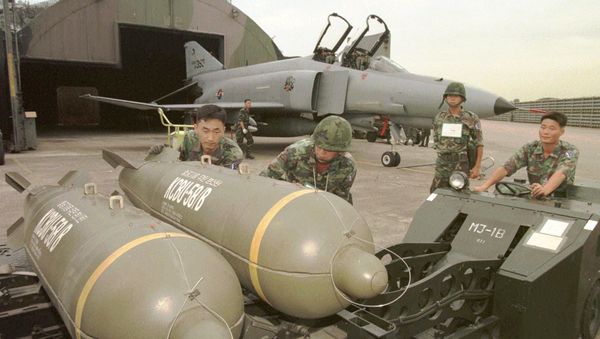 Cluster Bombs: Things to Know About the Weapon, Which Pentagon Refuses to Give Up - Sputnik International