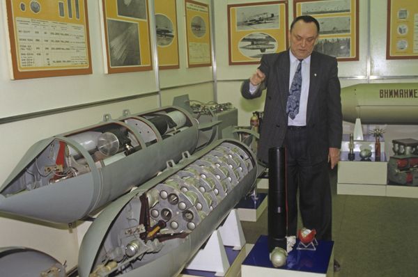Cluster Bombs: Things to Know About the Weapon, Which Pentagon Refuses to Give Up - Sputnik International