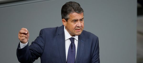 Sigmar Gabriel im Bundestag Sigmar Gabriel im Bundestag - Sputnik International