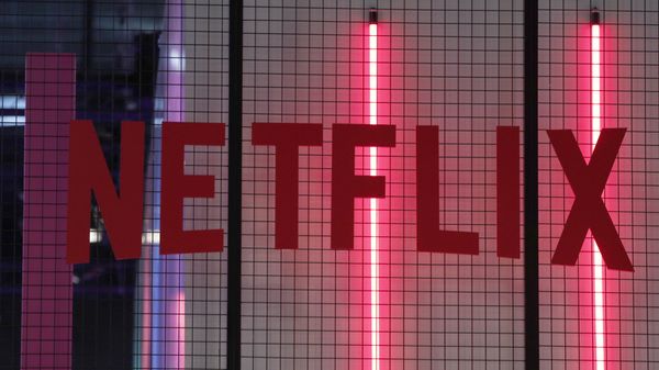 The logo of American entertainment company Netflix is pictured at the Paris games week in Paris, Saturday, Nov. 4, 2017. - Sputnik International