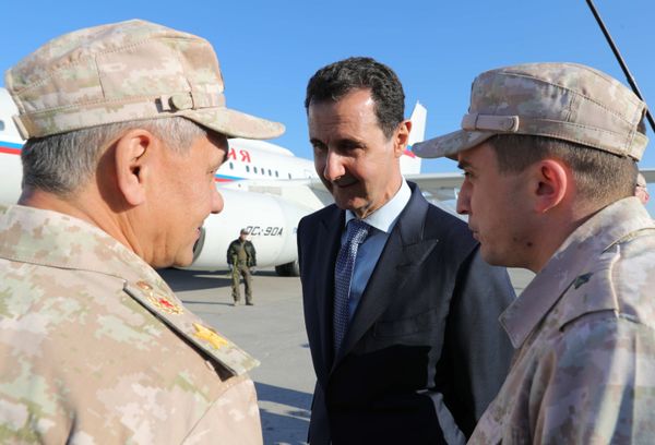 Vladimir Putin's Surprise Visit to Hmeymin Airbase Amid Victory Over Daesh - Sputnik International