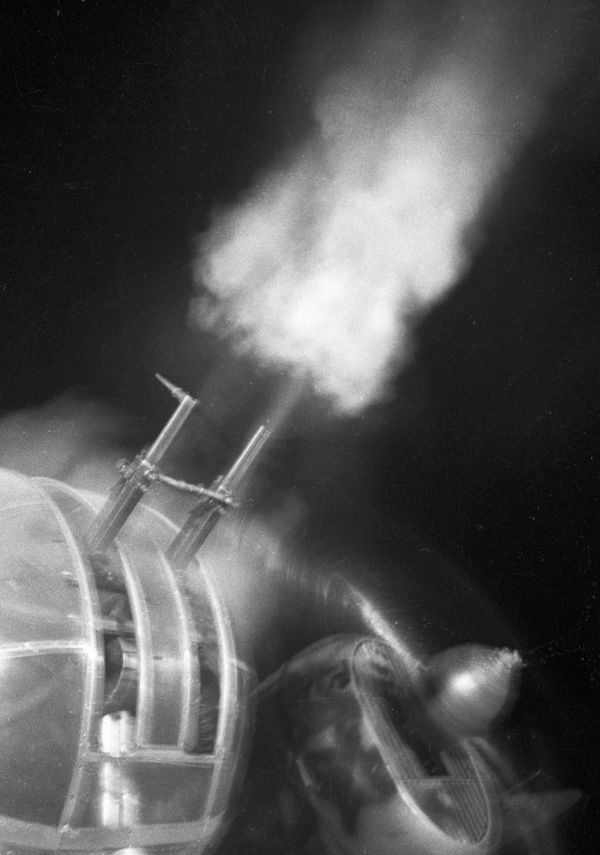 Soviet aircraft cannon firing at enemy planes, Southwestern Front - Sputnik International