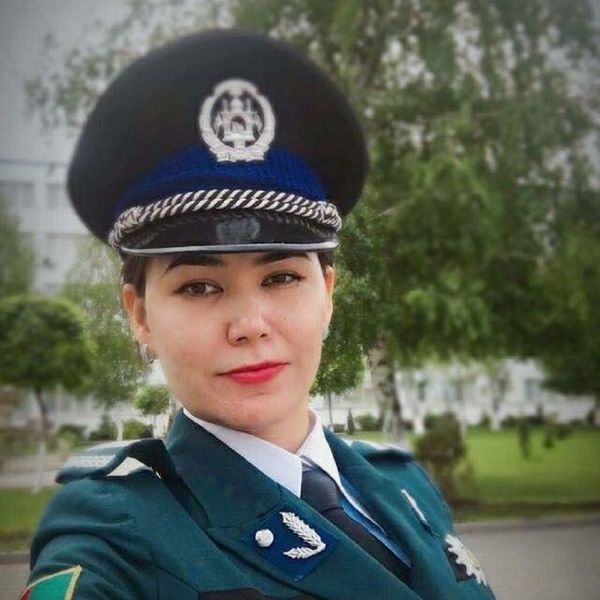 Gol Afruz Ebtekar in uniform  - Sputnik International