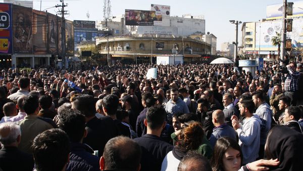 Kurdish demonstrators gather in the city of Sulaymaniyah to protest against political corruption and calling for the regional government to resign Kurdish demonstrators gather in the city of Sulaymaniyah to protest against political corruption and calling for the regional government to resign - Sputnik International