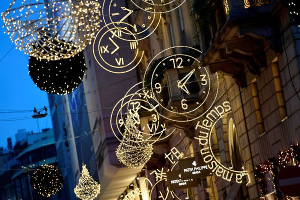 Christmas lights decorations are pictured in the Quadrilatero della Moda, a high-class shopping district, in Milan - Sputnik International