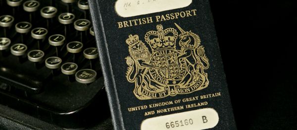 The traditional British passport. The traditional British passport. - Sputnik International
