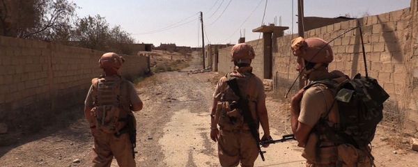 Servicemen during the efforts to demine the city of Deir ez-Zor, Syri - Sputnik International